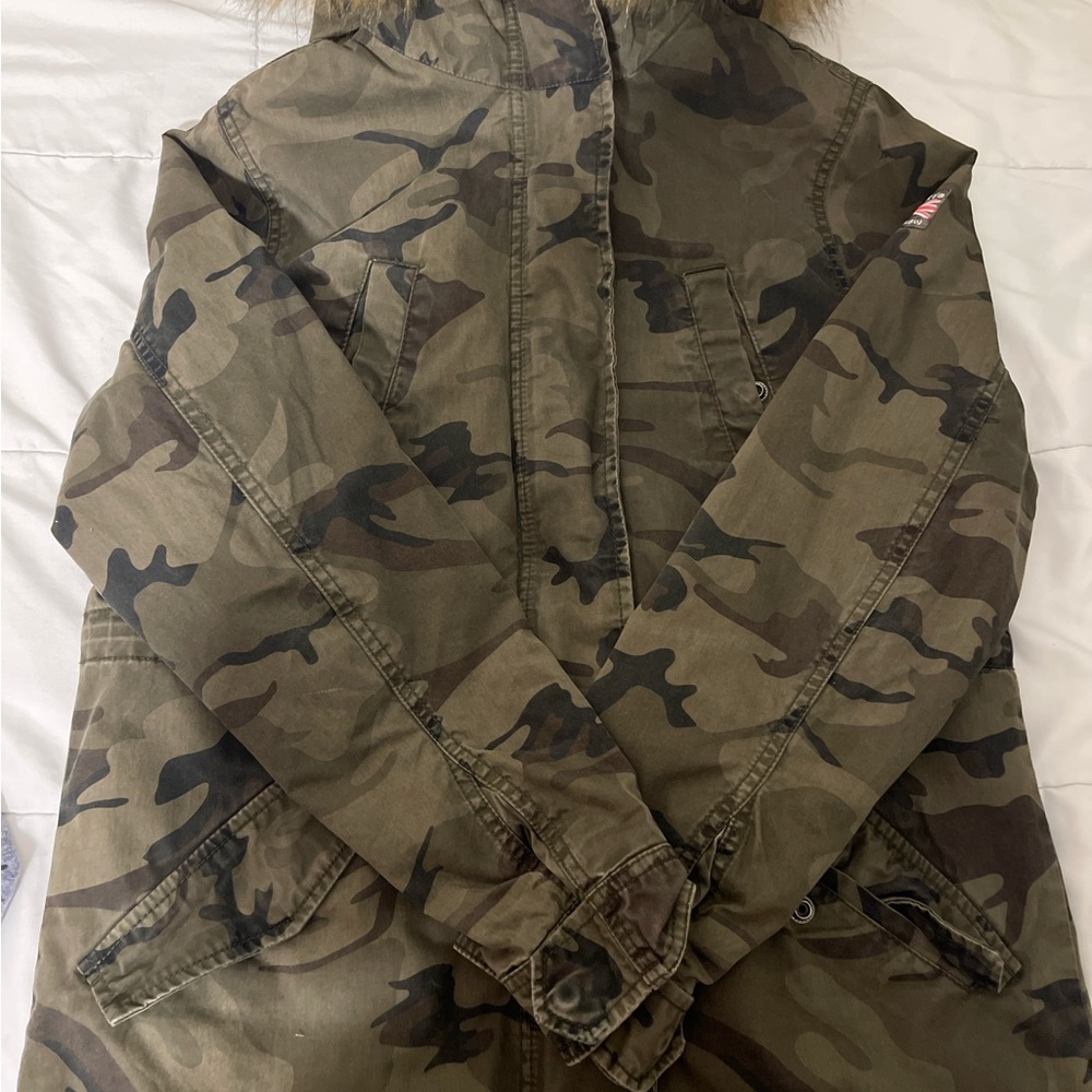 Camouflage Hooded Jacket